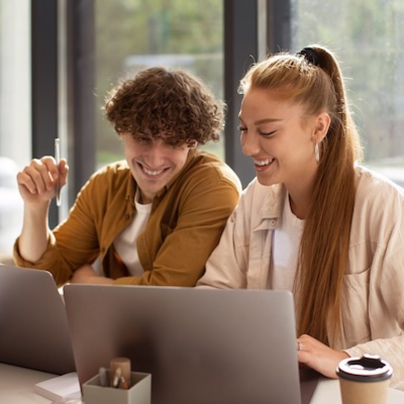 medium-shot-people-working-laptops
